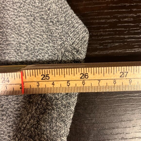 GEOFFREY BEENE V-NECK SWEATER Men's Size Large Grey - Picture 4 of 5